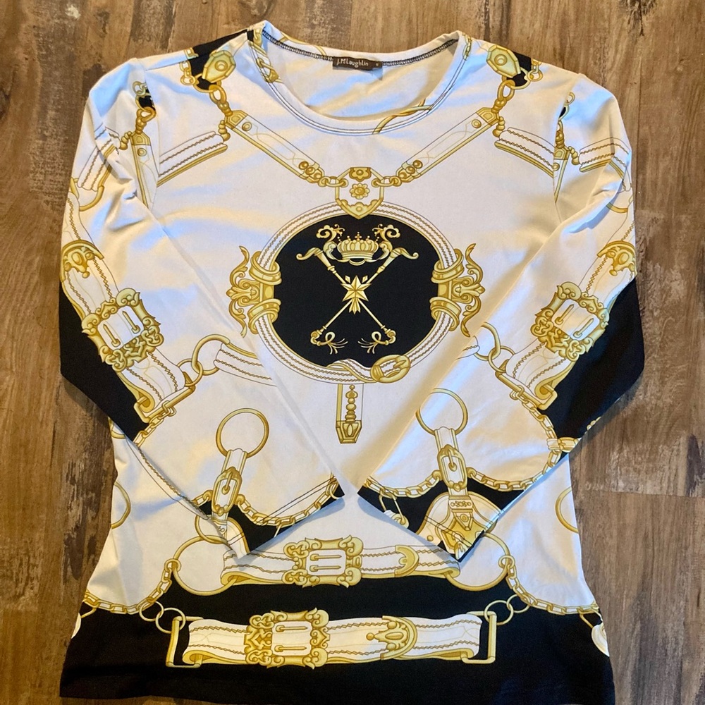J.McLaughlin Catalina Cloth Medallion Chain Equestrian Buckle Print Resort Top